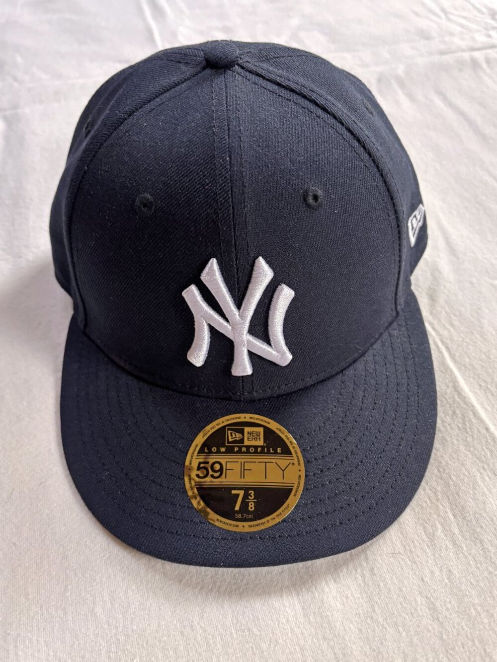 New Era Low Profile 59FIFTY Fitted Yankees Hat 7 3/8